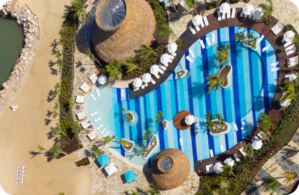 Cover Piscina y Shows